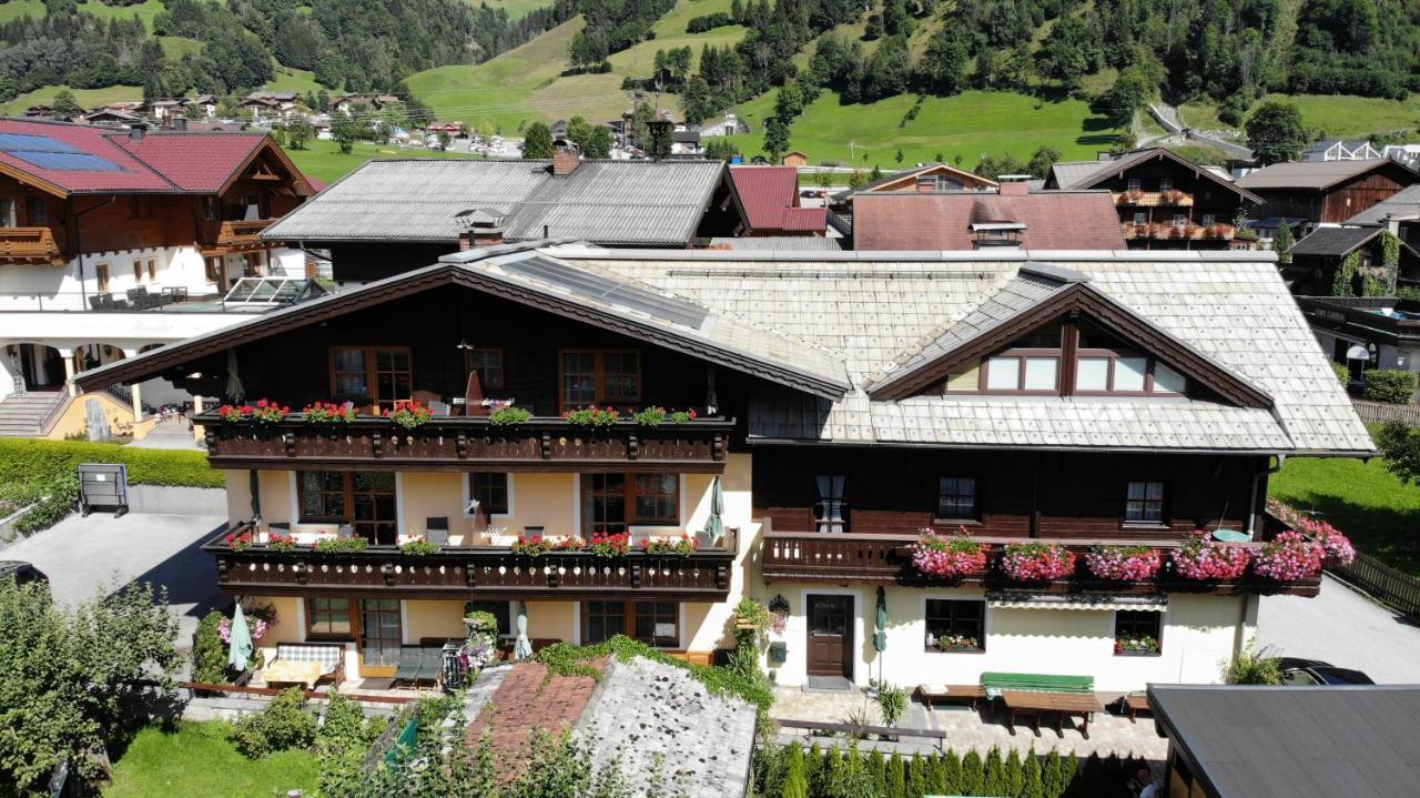 Апартаменты Gaestehaus Schernthaner Mit Freiem Eintritt In Das Solarbad Gastein Дорфгаштайн Экстерьер фото